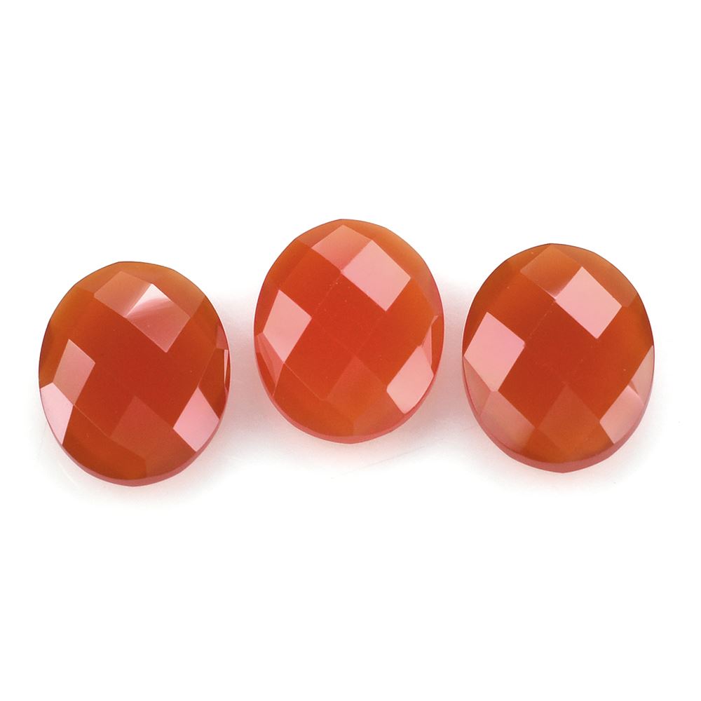 RED ONYX BRIOLETTE OVAL 10X8MM 1.73 Cts.