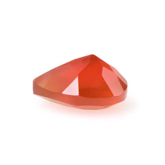 RED ONYX CUT PEAR 7X5MM 0.65 Cts.