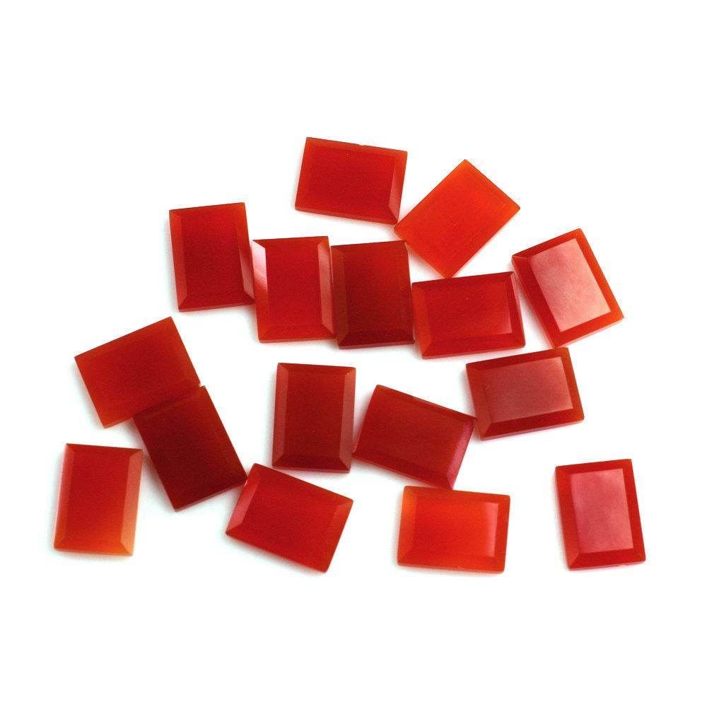 RED ONYX TABLE CUT RECTANGLE CAB 10.60X7.80MM 2.12 Cts.