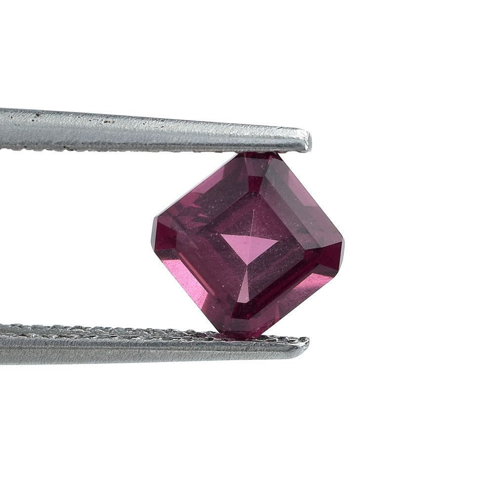 RHODOLITE STEP CUT OCTAGON (MILKY/HI) 6X6MM 1.32 Cts.