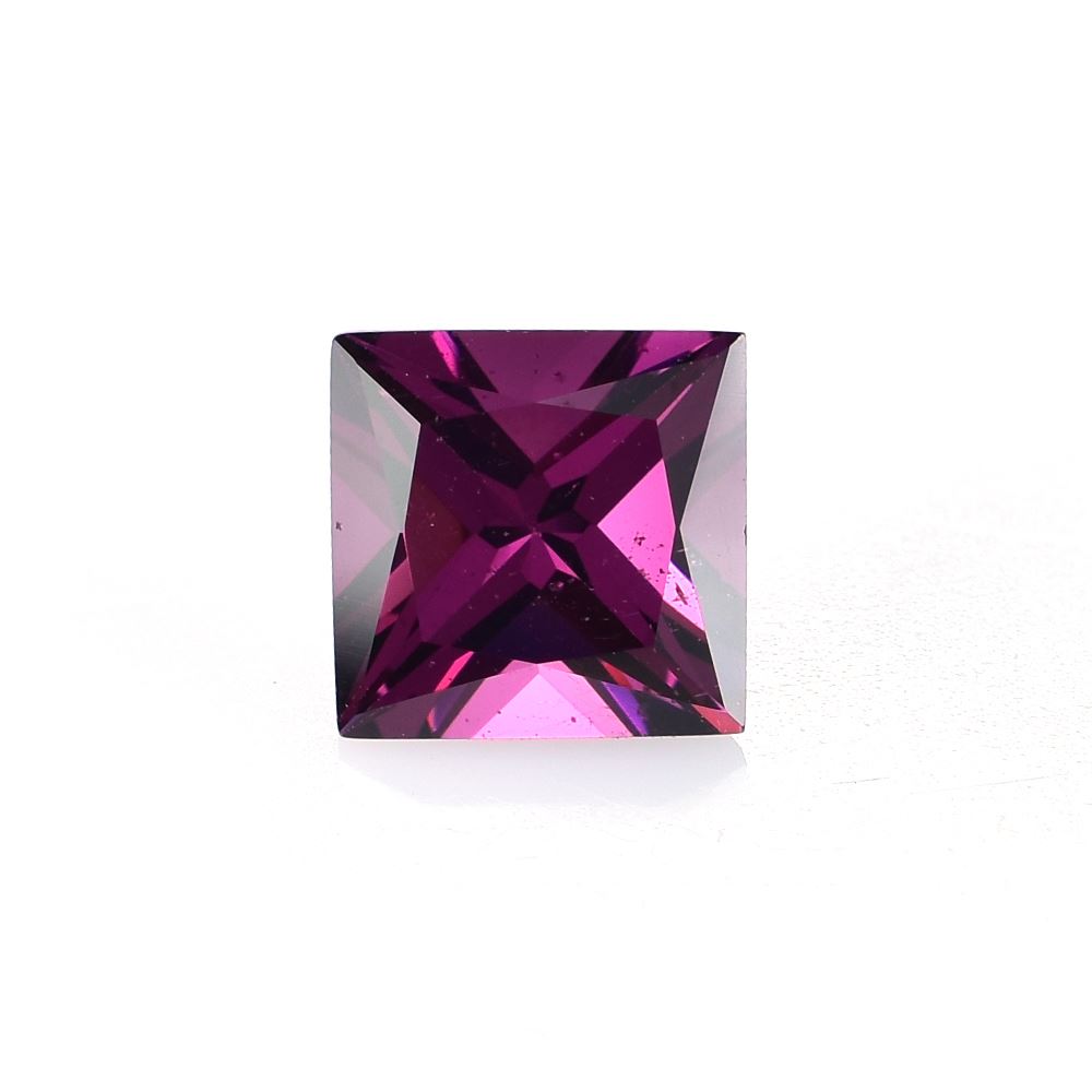 RHODOLITE GARNET PRINCESS CUT SQUARE (SUPER PURPLE)(SI) 7.00X7.00 MM 2.19 Cts.