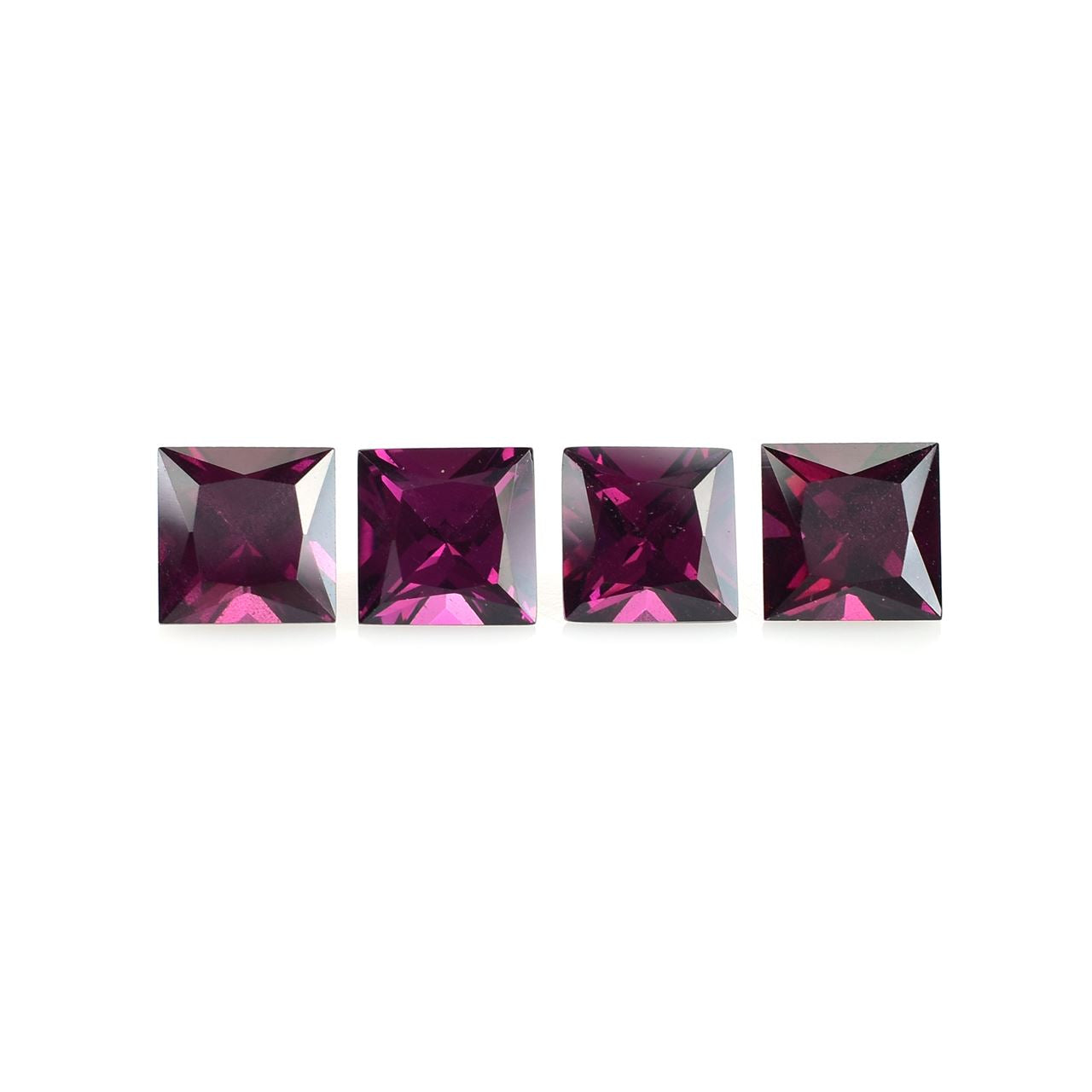 RHODOLITE GARNET PRINCESS CUT SQUARE (REDDISH PURPLE)(SI) 7.00X7.00 MM 2.18 Cts.