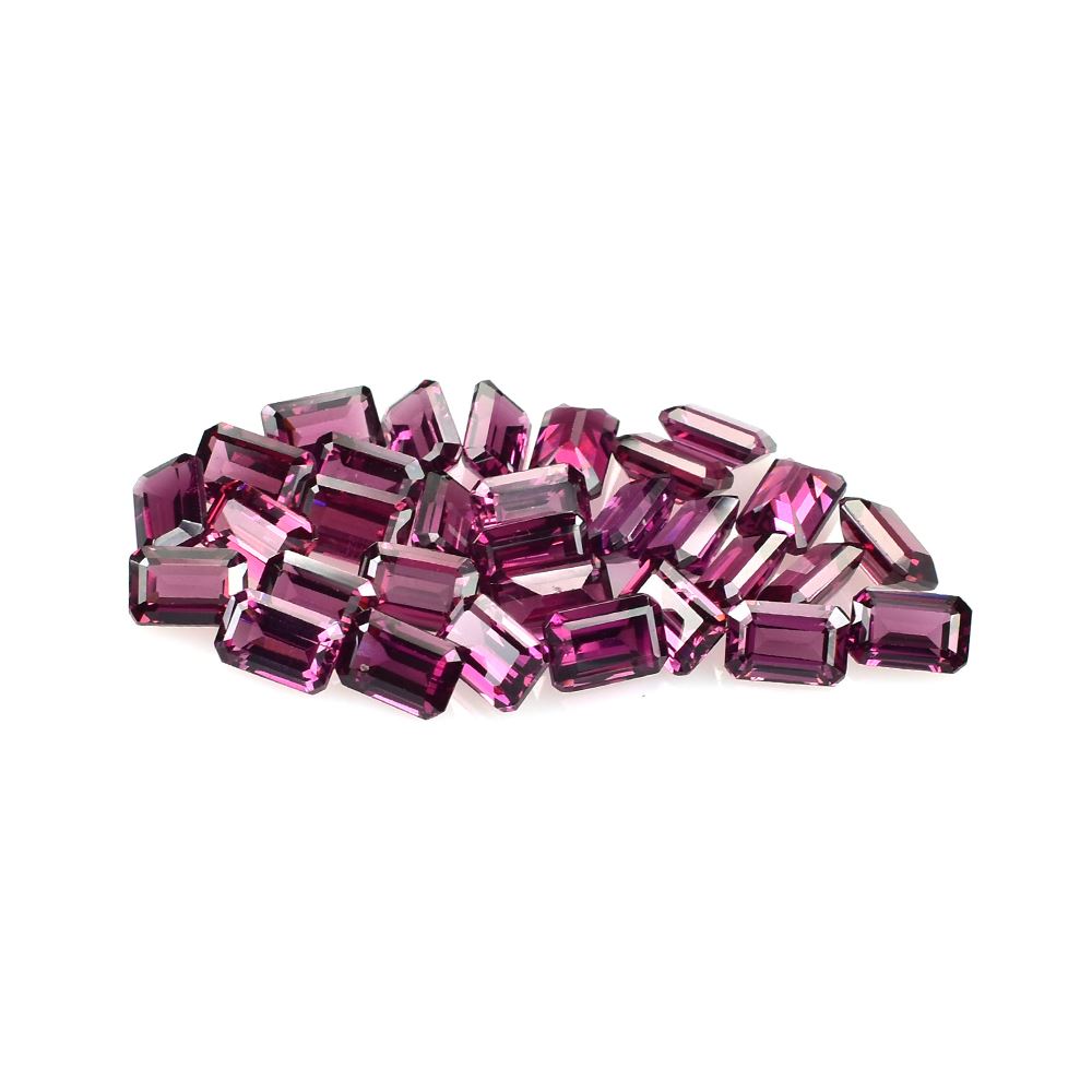 RHODOLITE STEP CUT OCTAGON (REDISH PURPLE DARK)(CLEAN) 6.00X4.00 MM 0.75 Cts.