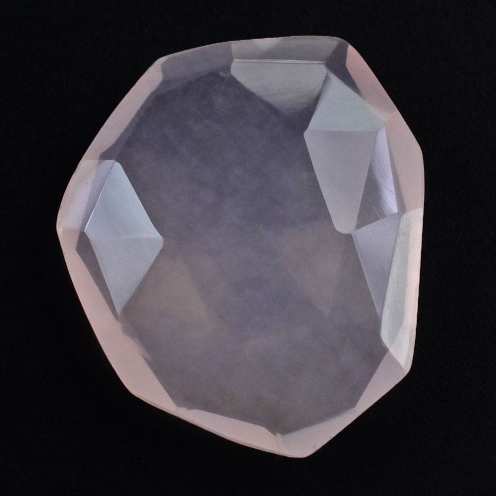 ROSE QUARTZ ROSE CUT BRIOLETTE UNEVEN SHAPE 14.40X12.50MM 5.25 Cts.