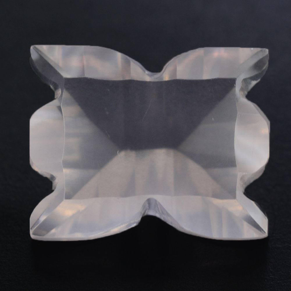 ROSE QUARTZ CONCAVE BOW (DES#50) 11X9MM 3.81 Cts.