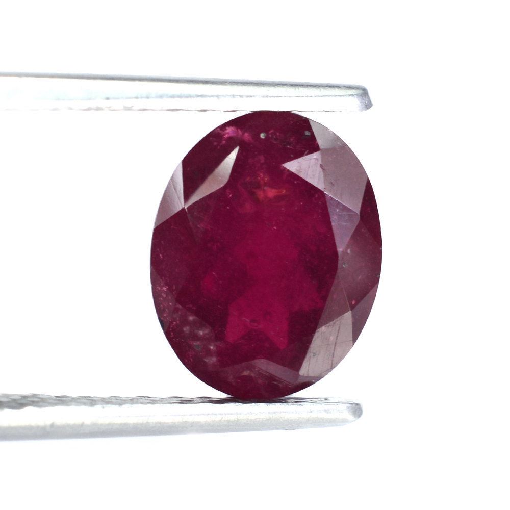 GLASSFILLED RUBY CUT OVAL 10X8MM 3.65 Cts.