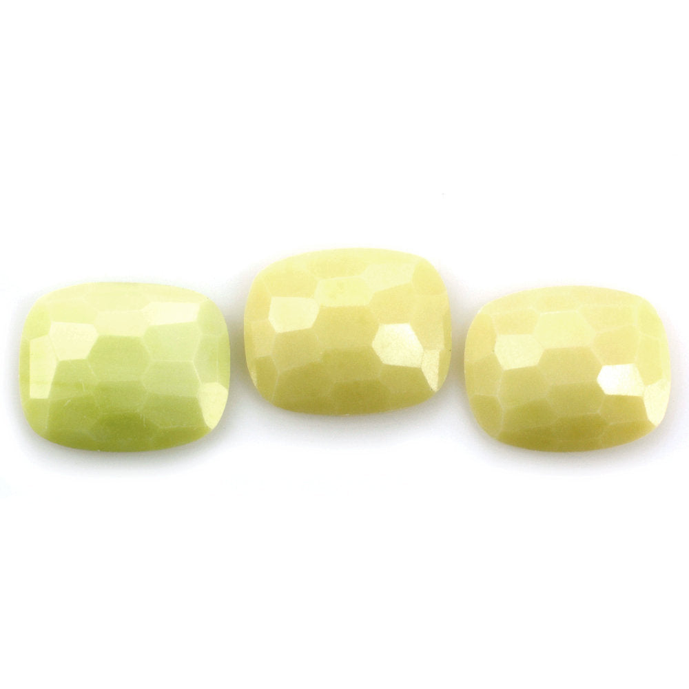 SERPENTINE IRREGULAR FACET CUSHION CAB 16X13MM 6.2 Cts.