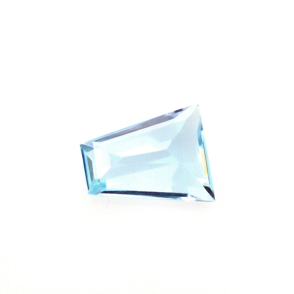 SKY BLUE TOPAZ CUT TAPER 5X4X2MM 0.55 Cts.