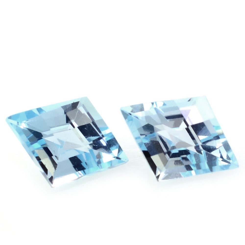 SKY BLUE TOPAZ DIAGONAL CHECKER CUT FANCY KITE SHAPE 8X6MM 1.06 Cts.