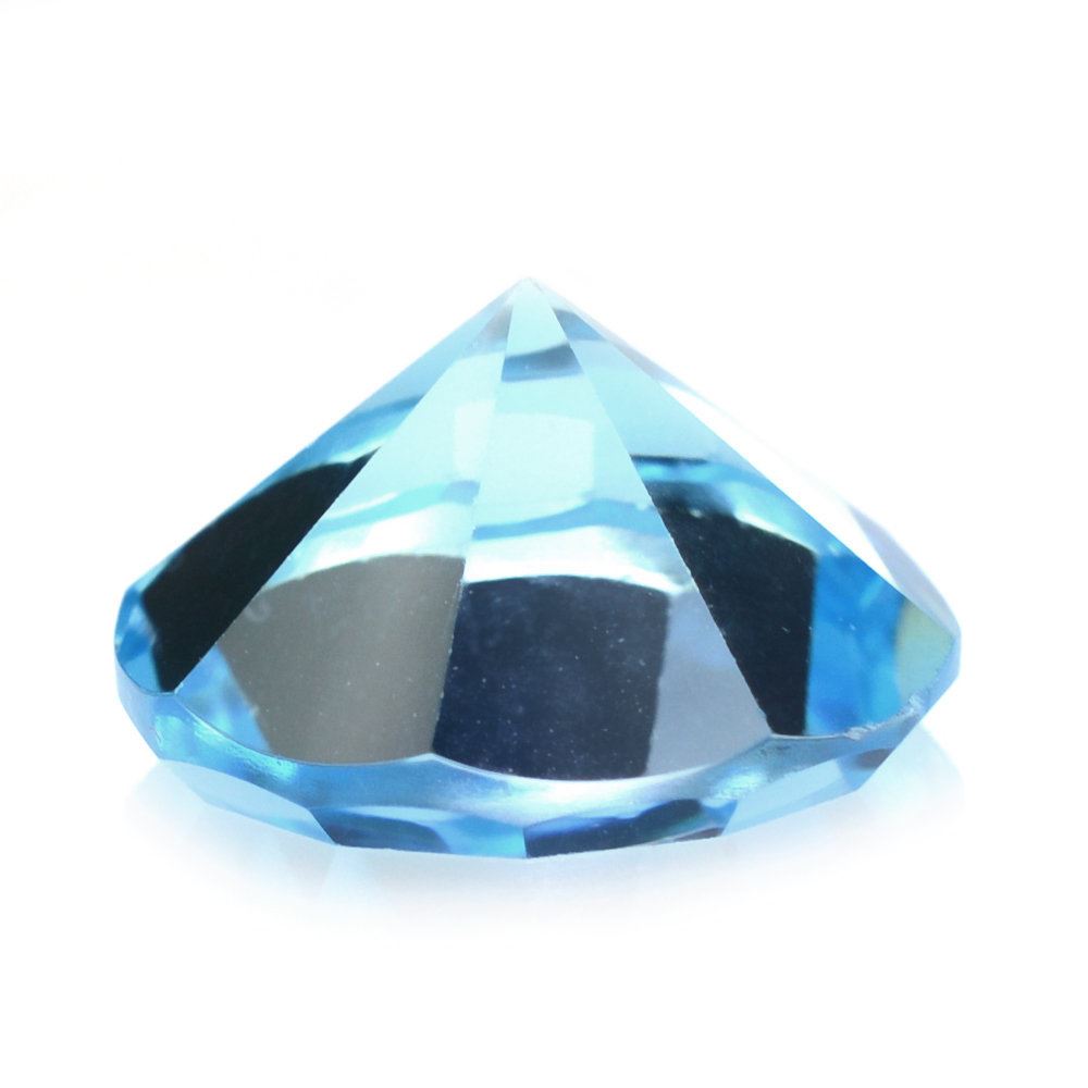 SKY BLUE TOPAZ MIRROR CUT ROUND 12MM 6.57 Cts.