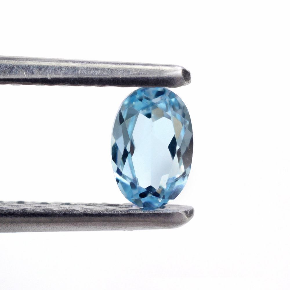 SKY BLUE TOPAZ CUT OVAL 5.50X3.50MM 0.45 Cts.