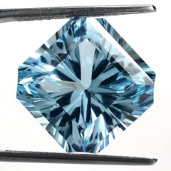 SKY BLUE TOPAZ CONCAVE ASCHER CUT SQUARE - OCTAGON (DES#139) 15MM 18.10 Cts.