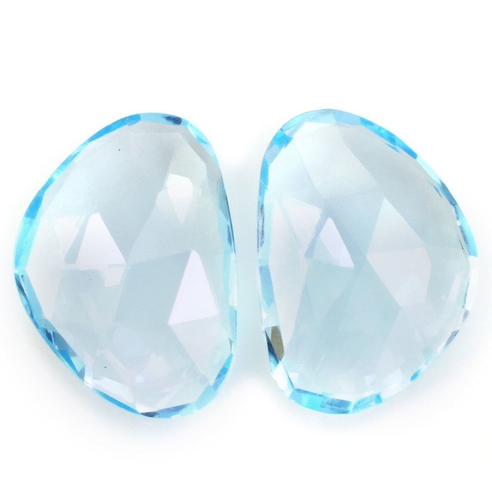 SKY BLUE TOPAZ ROSE CUT BRIOLETTE IRREGULAR TRILLIONISH 15.40X11MM 5.73 Cts.