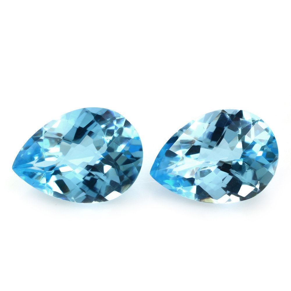 SKY BLUE TOPAZ CHECKER CUT PEAR 14X10MM 5.91 Cts.