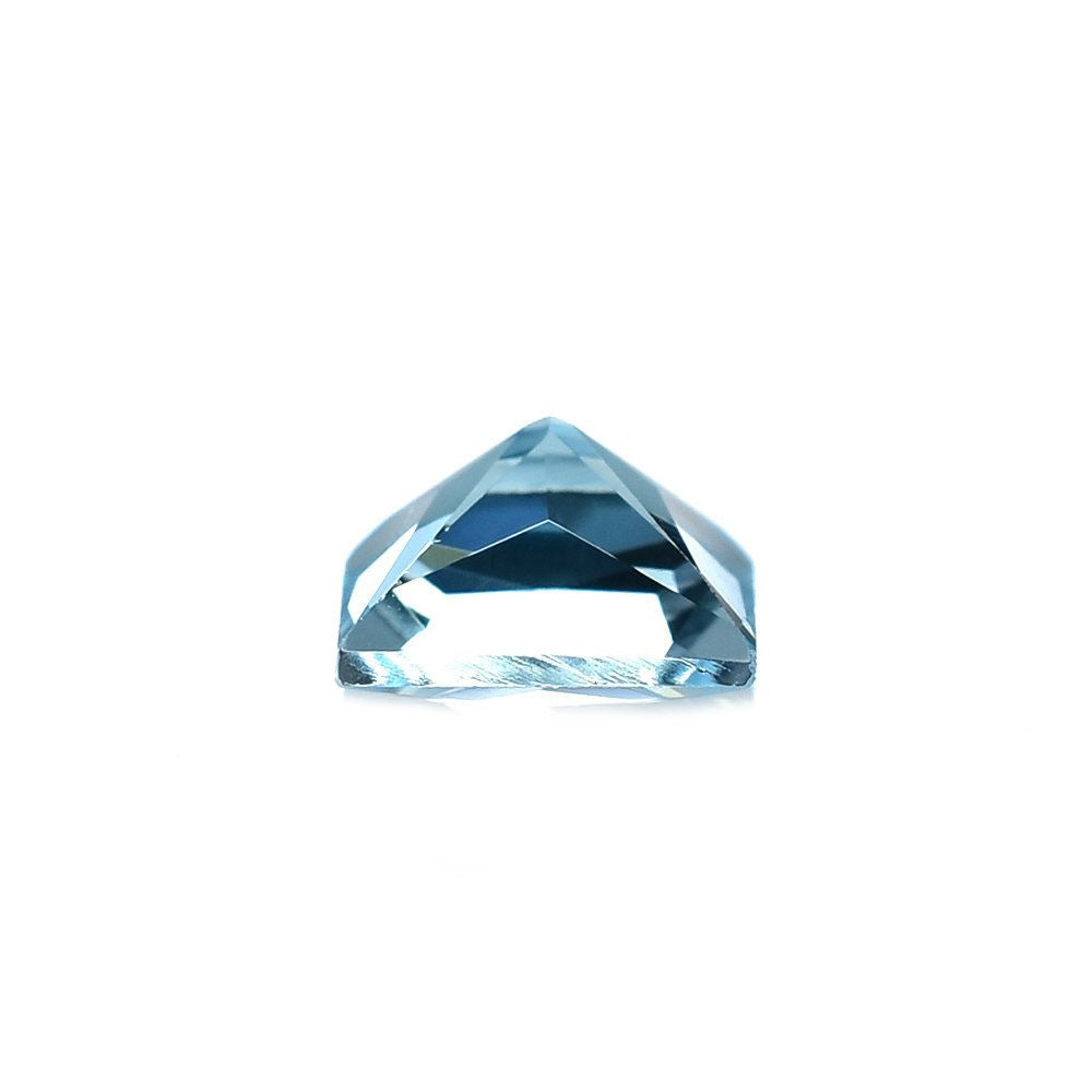 SKY BLUE TOPAZ PRINCESS CUT SQUARE (NORMAL/CLEAN) 6X6MM 1.25 Cts.