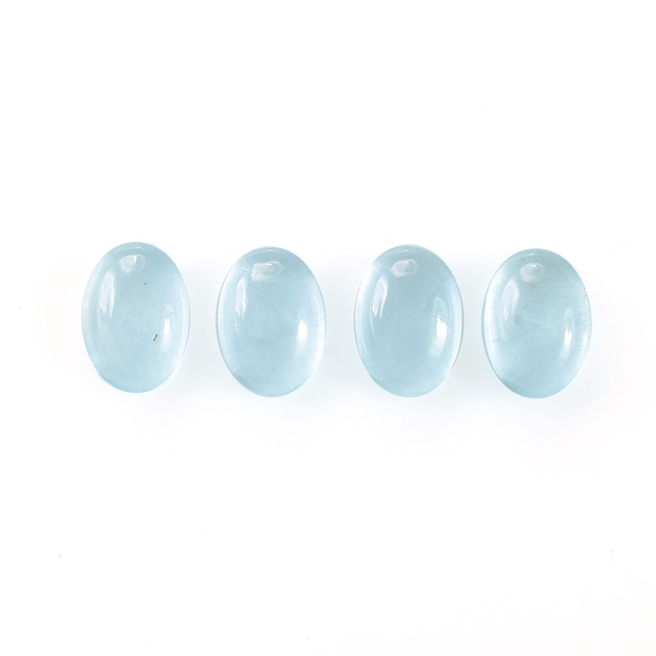 SKY BLUE TOPAZ PLAIN OVAL CAB (NORMAL)(SI) 7.00X5.00 MM 1.05 Cts.