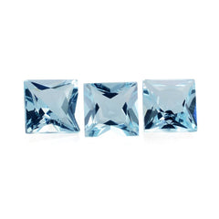 SKY BLUE TOPAZ PRINCESS CUT SQUARE 4MM 0.41 Cts.