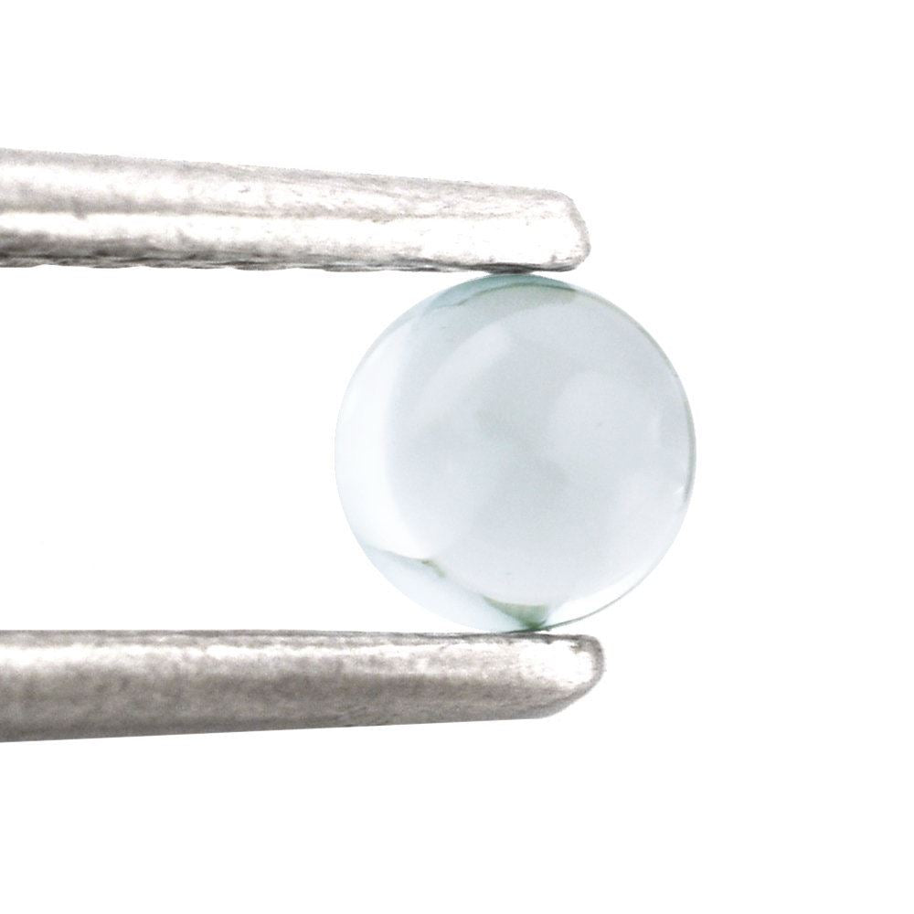 SKY BLUE TOPAZ ROUND CAB 4MM 0.37 Cts.