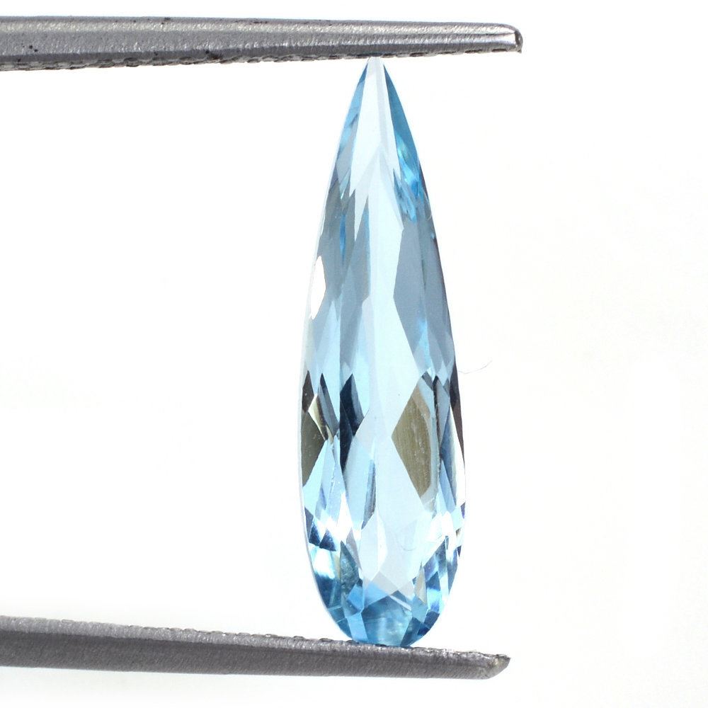 SKY BLUE TOPAZ CUT PEAR 17.50X5MM 2.20 Cts.