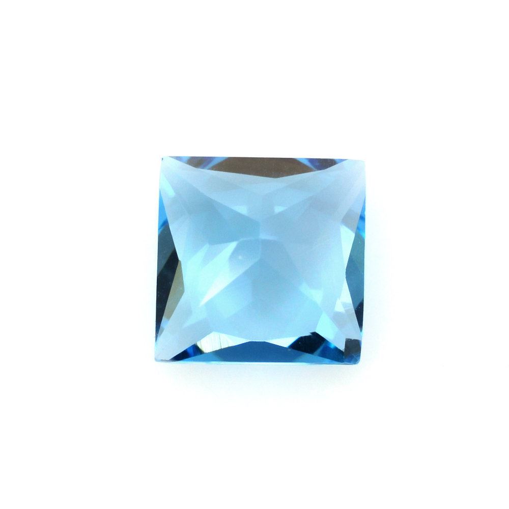 SWISS BLUE TOPAZ PRINCESS CUT SQUARE 6MM 1.23 Cts.