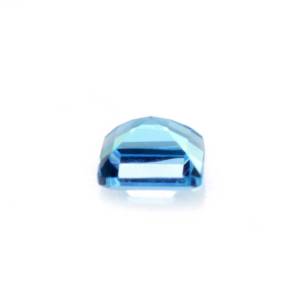 SWISS BLUE TOPAZ CUT SQUARE 3MM 0.20 Cts.