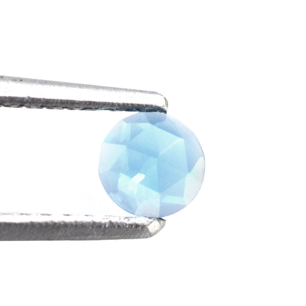 SWISS BLUE TOPAZ ROSE CUT ROUND CAB 4MM 0.25 Cts.