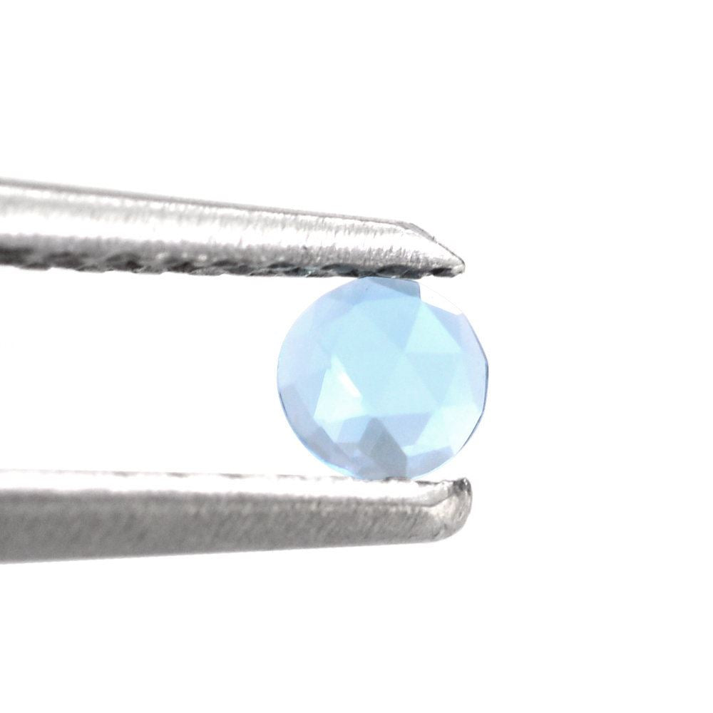 SWISS BLUE TOPAZ ROSE CUT ROUND CAB 3MM (BLUE/CLEAN) 0.11 Cts.