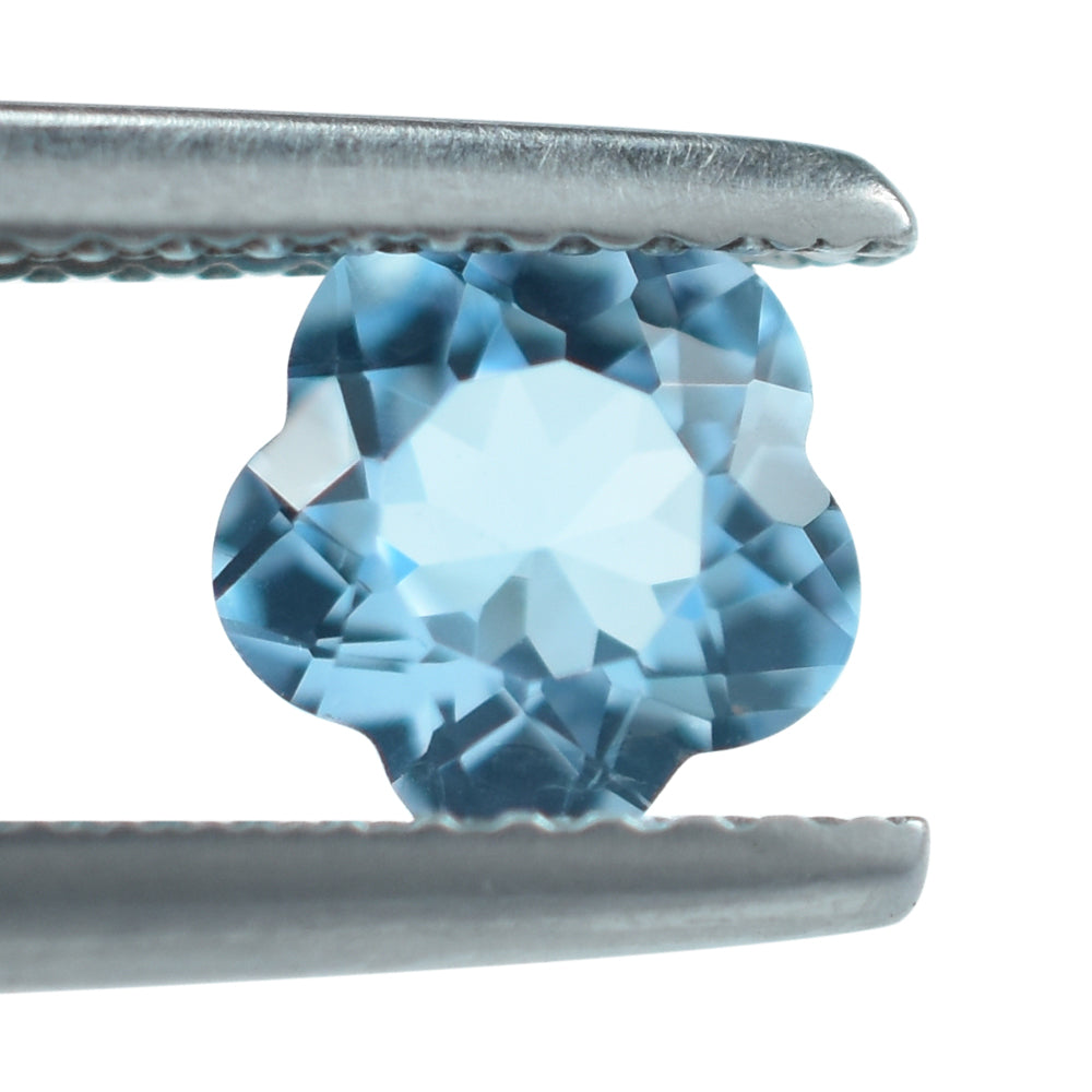 SWISS BLUE TOPAZ CUT FLOWER 5 LEAF 6MM (TH. 3.60-4.00MM) 1.05 Cts.