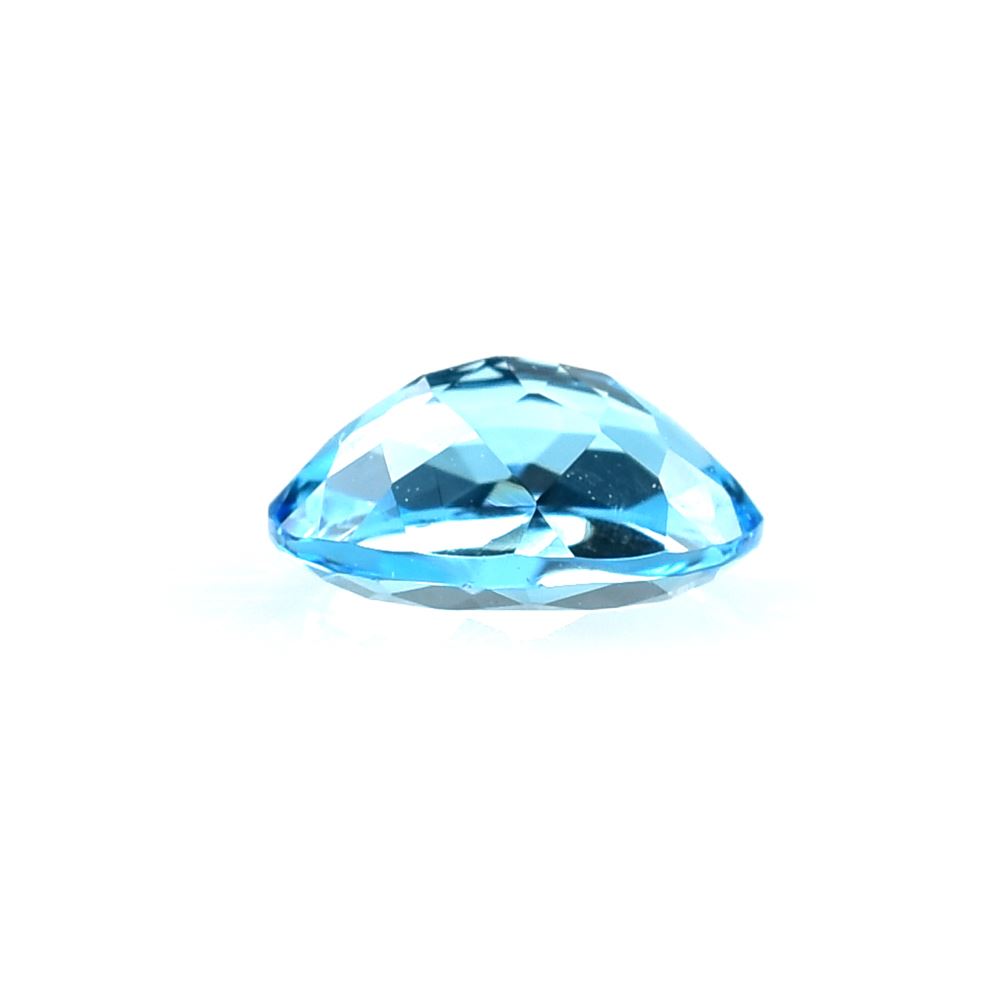 SWISS BLUE TOPAZ CUT OVAL (NORMAL/CLEAN) 7.00X5.00MM 0.85 Cts.