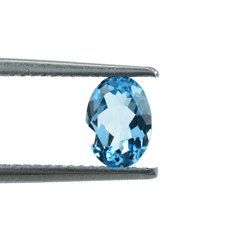 SWISS BLUE TOPAZ CUT OVAL (NORMAL/CLEAN) 7.00X5.00MM 0.85 Cts.