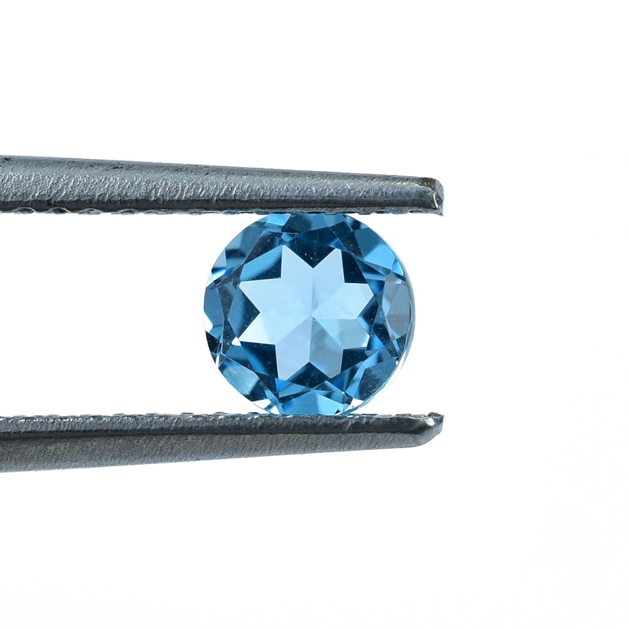 SWISS BLUE TOPAZ CUT ROUND (NORMAL/CLEAN) 5.00X5.00 MM 0.55 Cts.