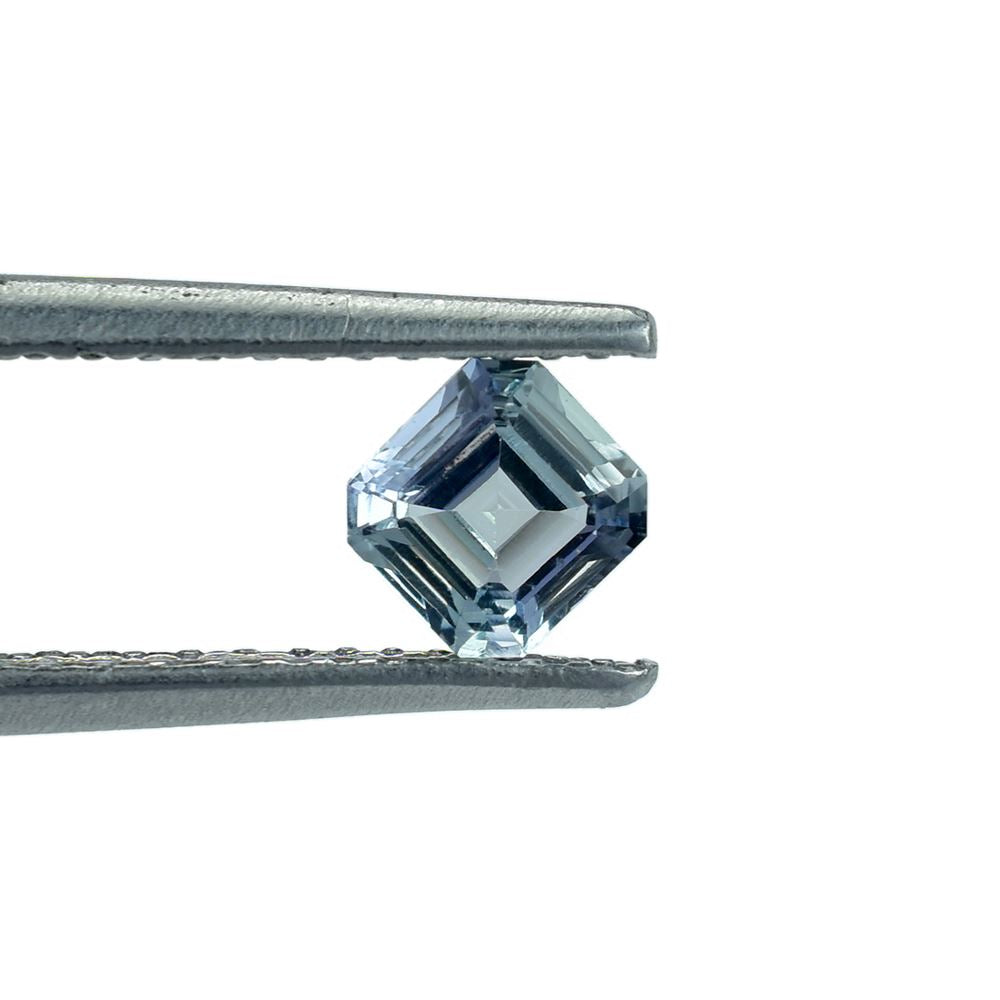 TANZANITE STEP CUT ON TOP AND CONCAVE CUT BOTTOM OCTAGON (BIO)(CLEAN) 4.00X4.00 MM 0.45 Cts.