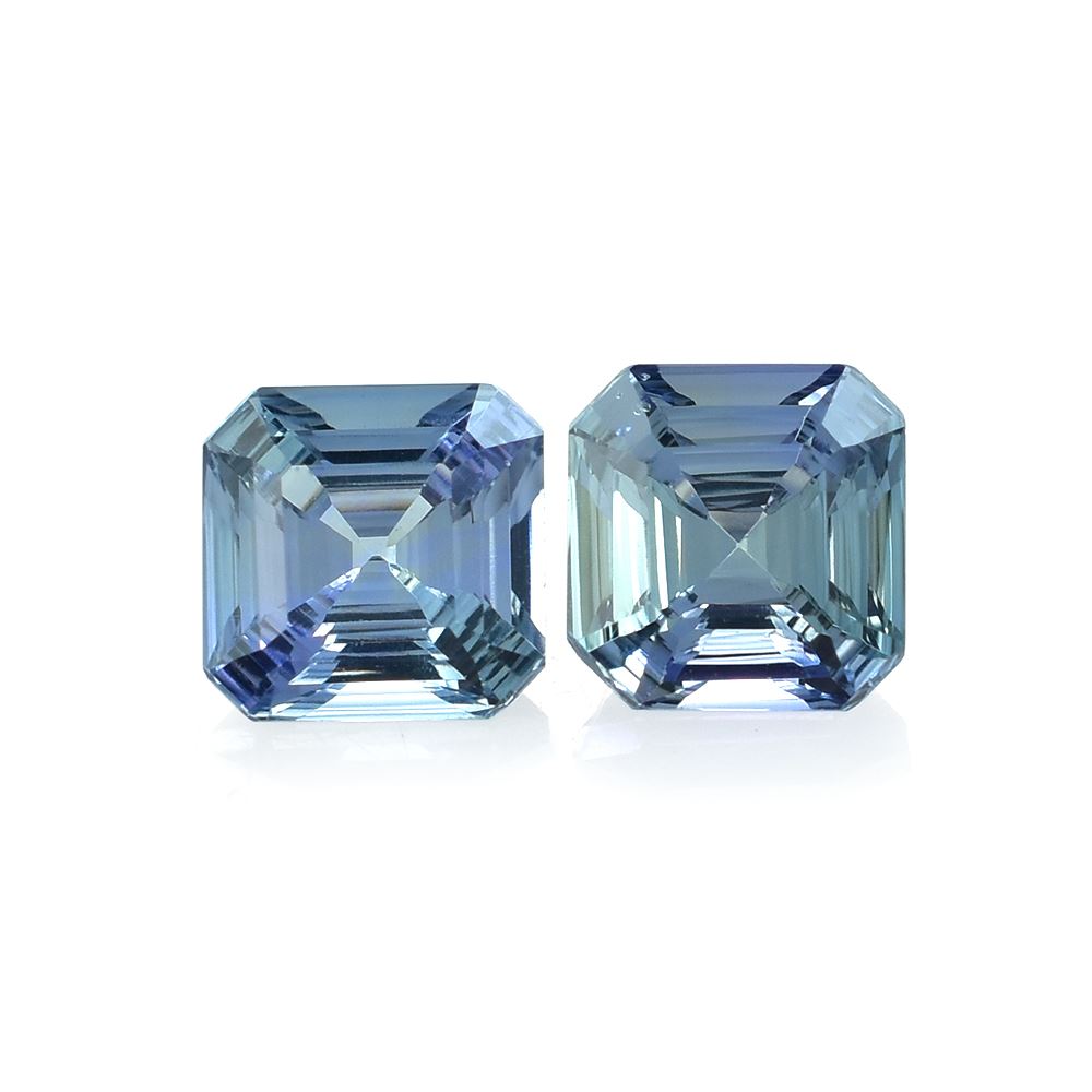 TANZANITE STEP CUT ON TOP AND CONCAVE CUT BOTTOM OCTAGON (BIO)(CLEAN) 5.00X5.00 MM 0.68 Cts.