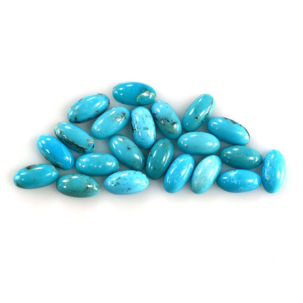 MEXICAN TURQUOISE OVAL CAB (MATRIX) 8X4MM 0.52 Cts.