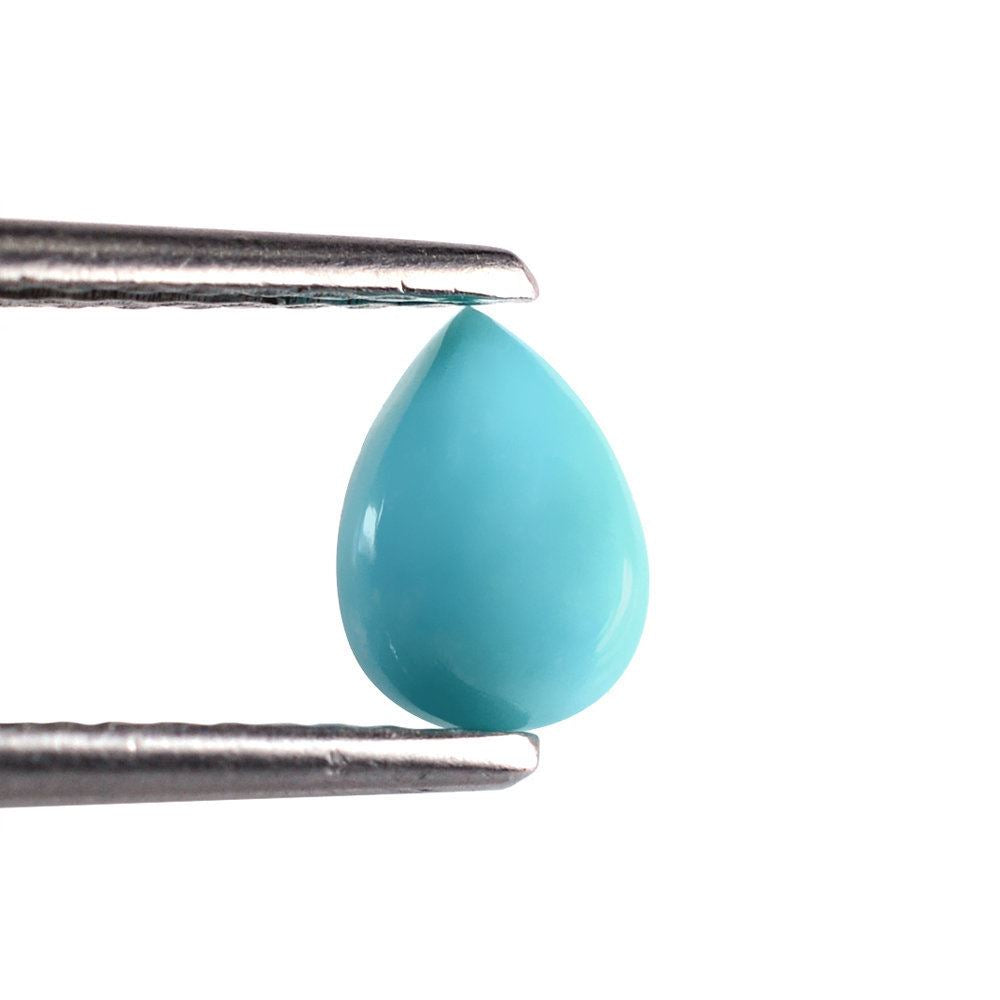 MEXICAN TURQUOISE PLAIN PEAR CAB 7X5MM 0.65 Cts.