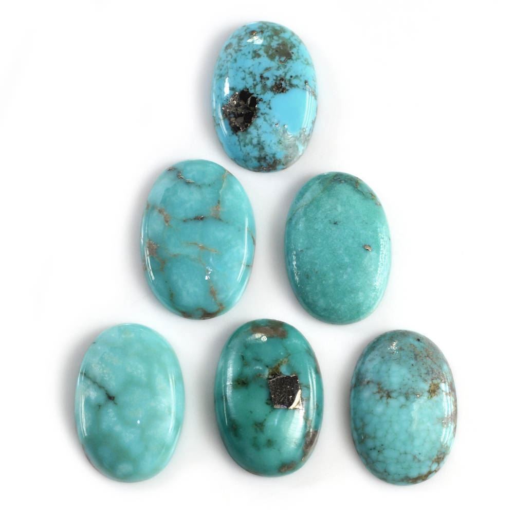 MEXICAN TURQUOISE OVAL CAB (WITH MATRIX PYRITE) 19X13MM 8.97 Cts.