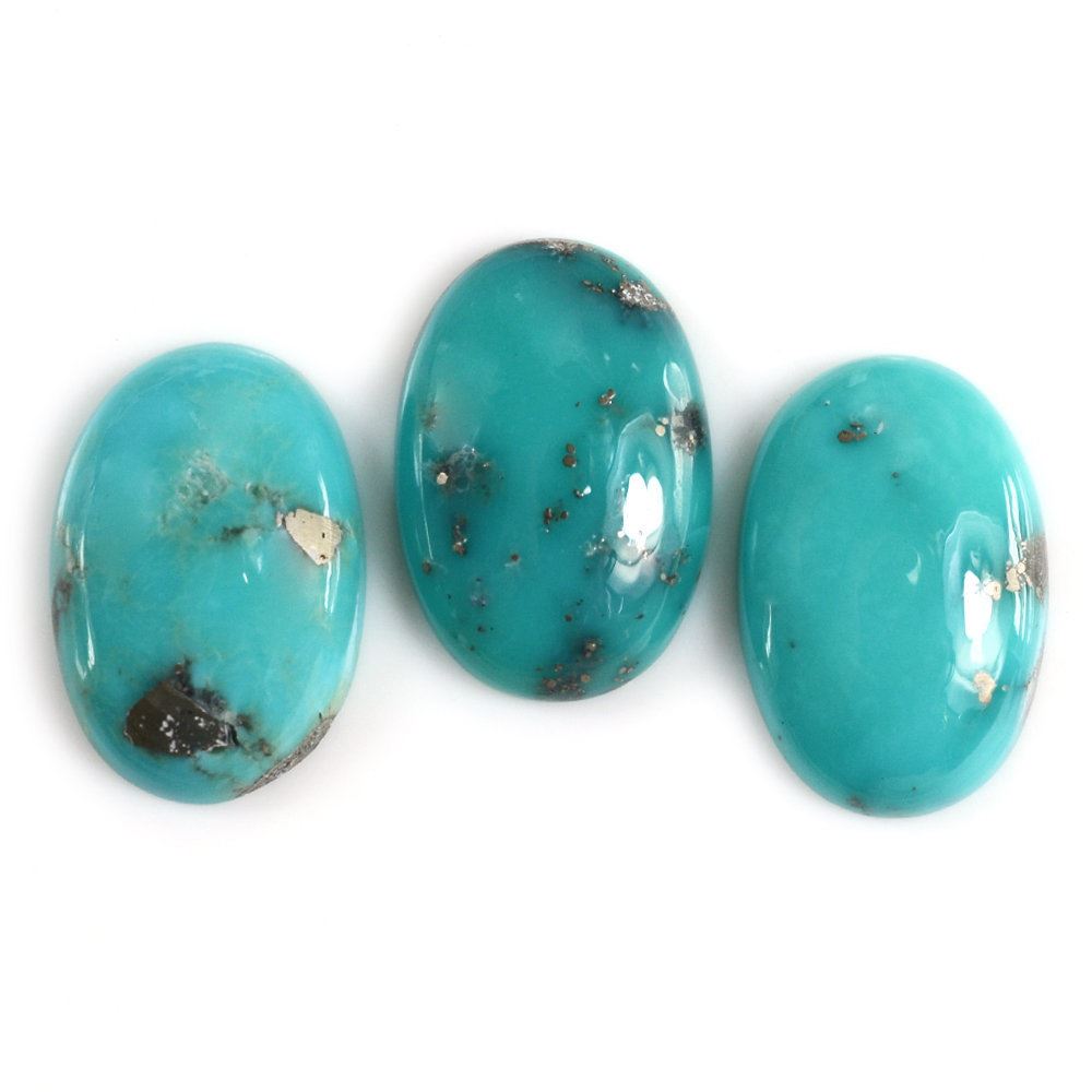 MEXICAN TURQUOISE OVAL CAB (WITH MATRIX PYRITE) 19X13MM 8.98 Cts.