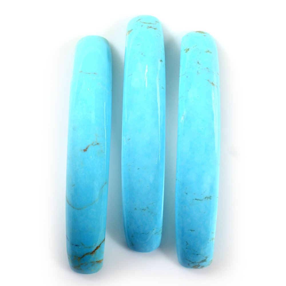 MEXICAN TURQUOISE HALF MOON FANCY CAB (WITH GOLDEN MATRIX) 61.40X11MM 27.44 Cts.