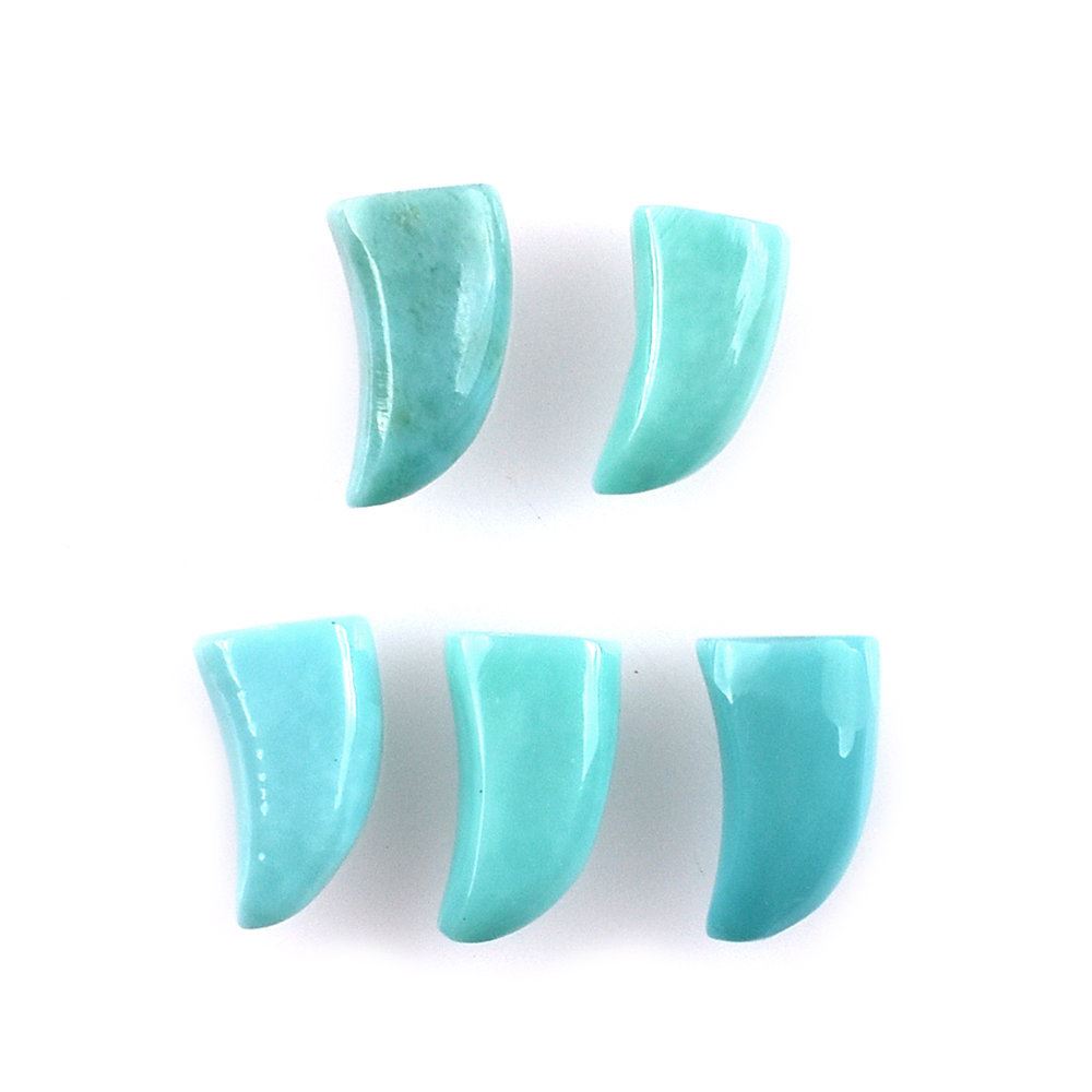 MEXICAN TURQUOISE HORN SHAPE 7X4MM 0.78 Cts.