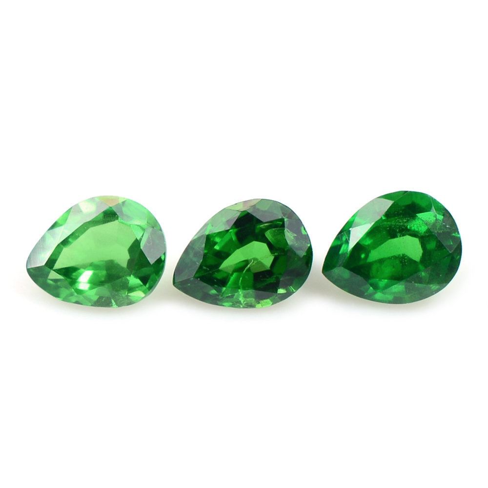 TSAVORITE CUT PEAR (AAAA/SI) 4.50X3.50MM 0.28 Cts.