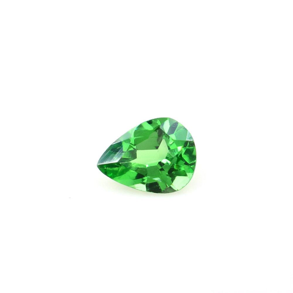 TSAVORITE CUT PEAR (AA) 4X3MM 0.15 Cts.