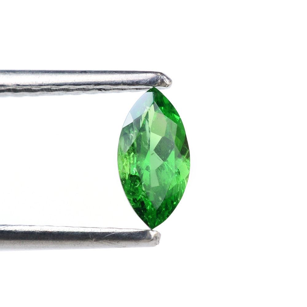 TSAVORITE CUT MARQUISE (AAA/HI) 8X4MM 0.60 Cts.