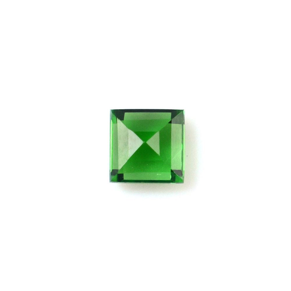 TSAVORITE CUT SQUARE (AAA/SI) 3MM 0.21 Cts.