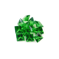 TSAVORITE PRINCESS CUT SQUARE (AAA) 1.80MM 0.04 Cts.