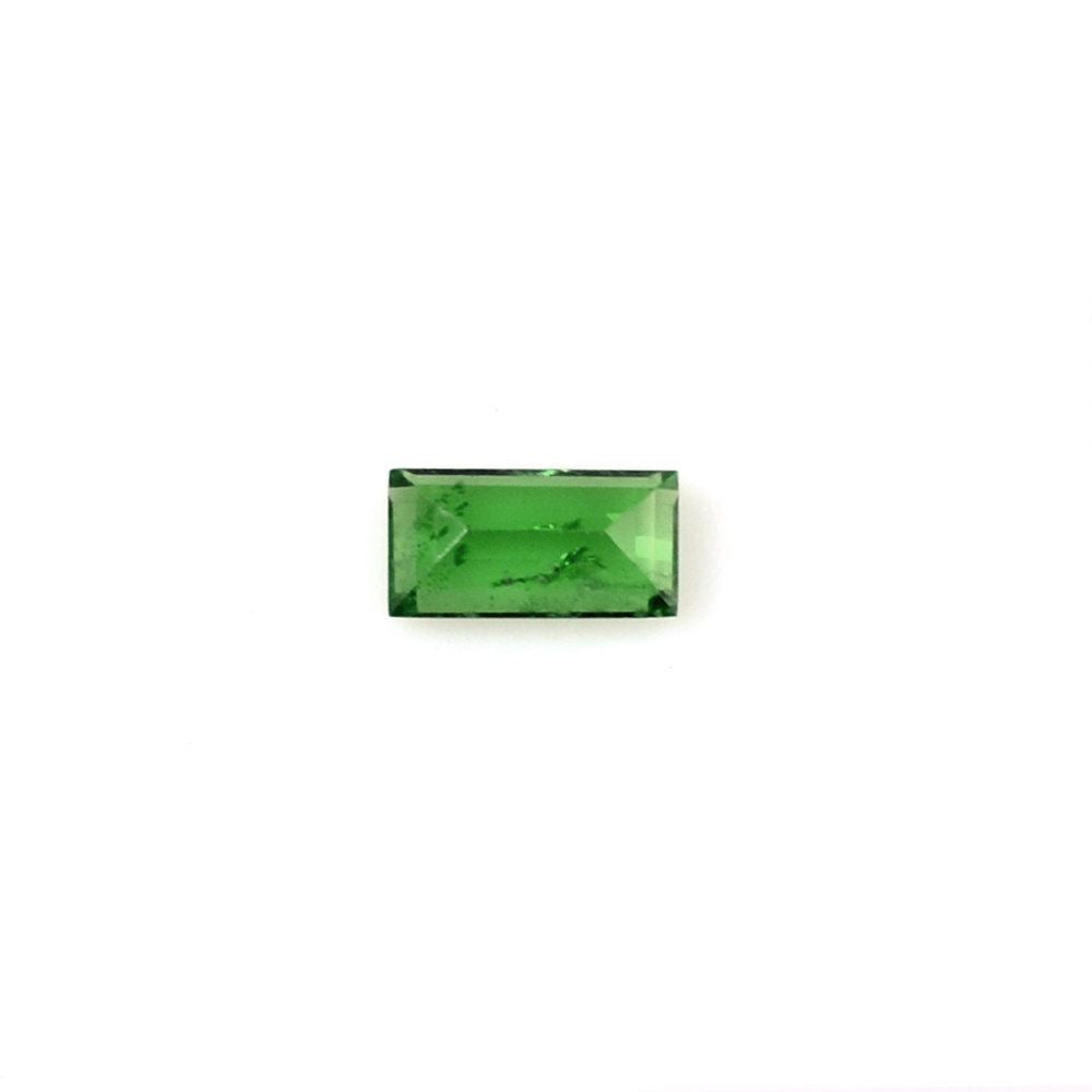 TSAVORITE CUT BAGUETTE (AA/HI) 4X2MM 0.13 Cts.