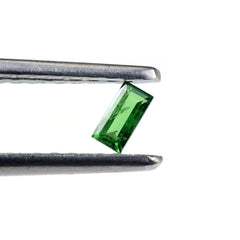 TSAVORITE CUT BAGUETTE (AA/HI) 4X2MM 0.13 Cts.