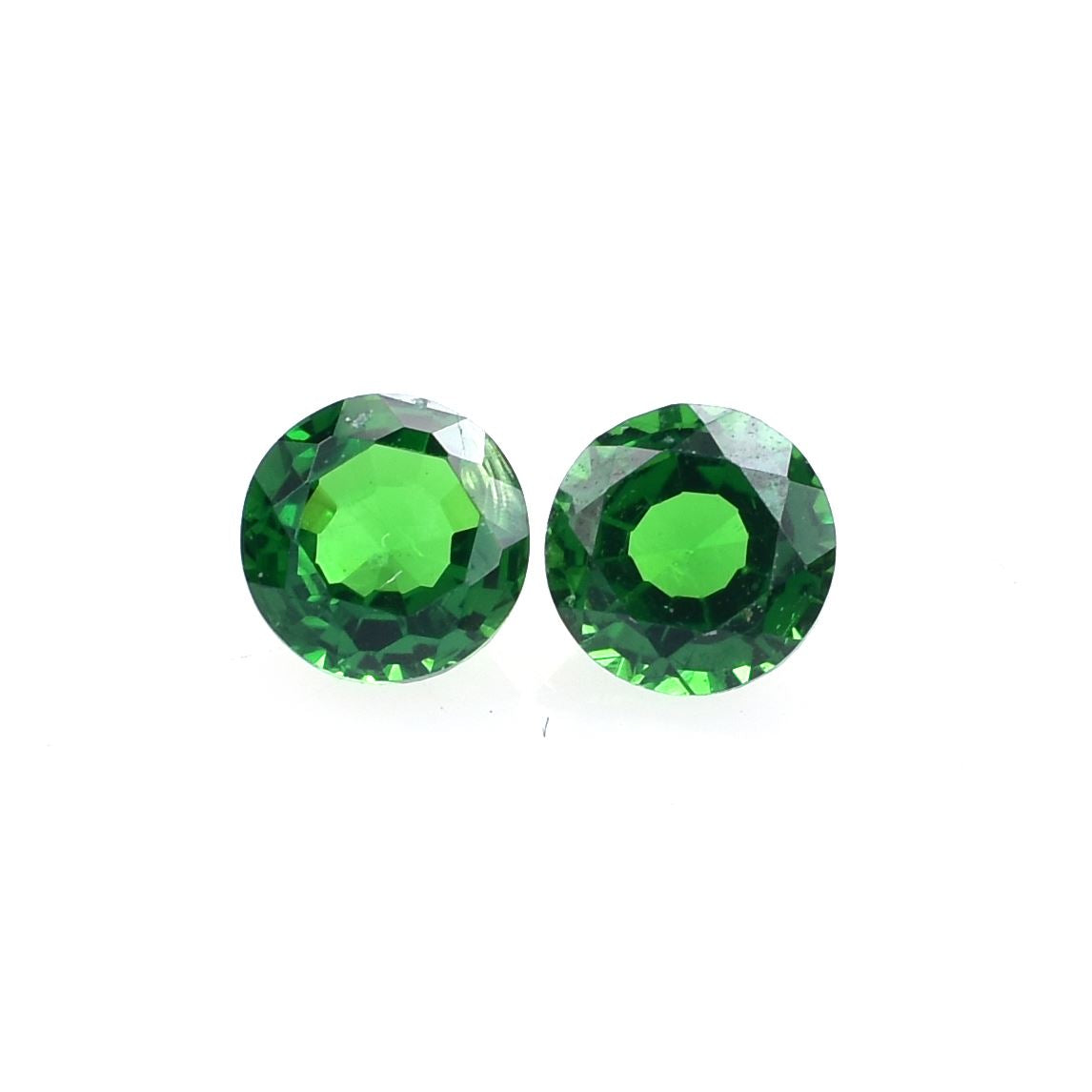 TSAVORITE STEP CUT ROUND (AAA)(CLEAN) 4.00X4.00 MM 0.18 CTS