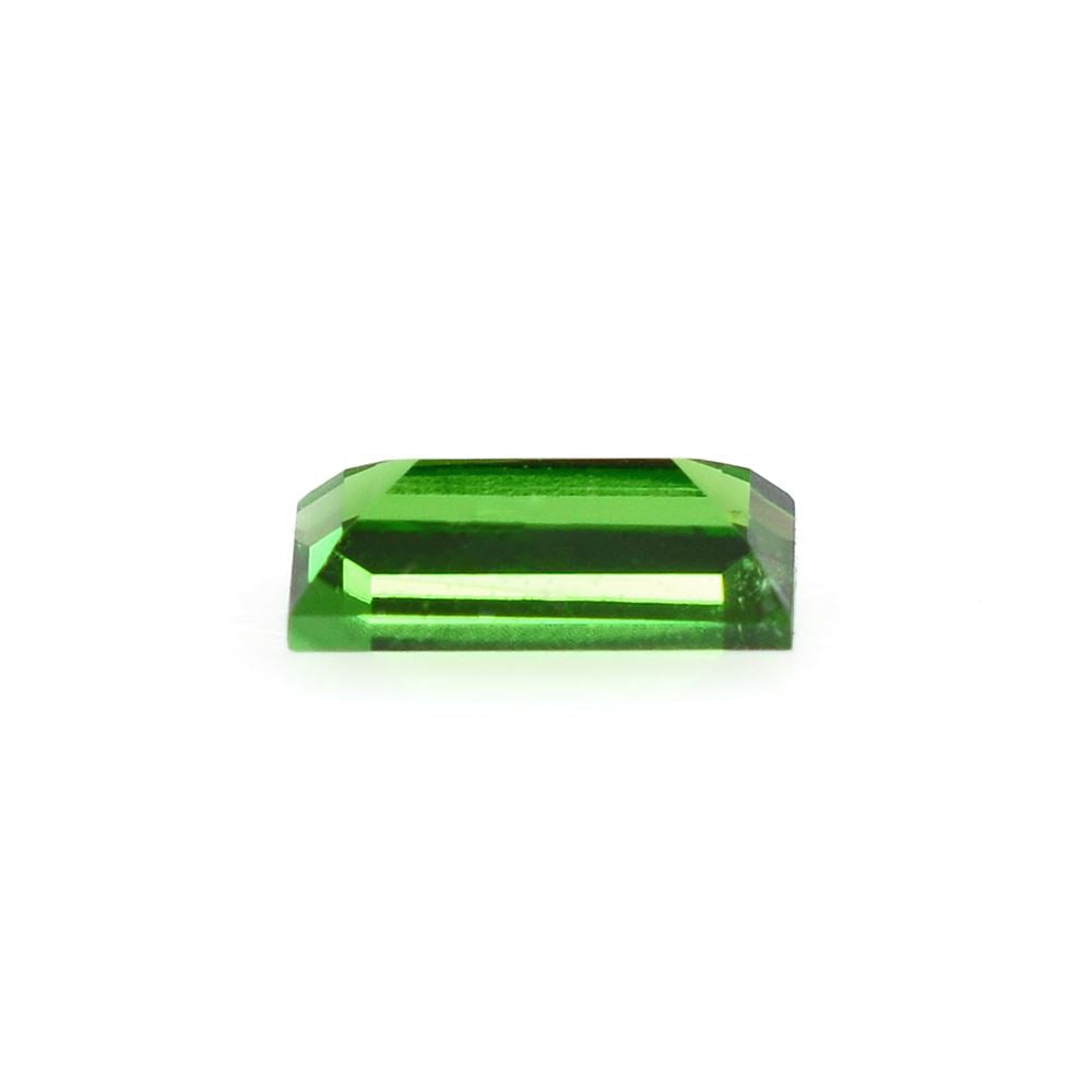 TSAVORITE CUT BAGUETTE (AAA/HI) 5X2.50MM 0.25 Cts.