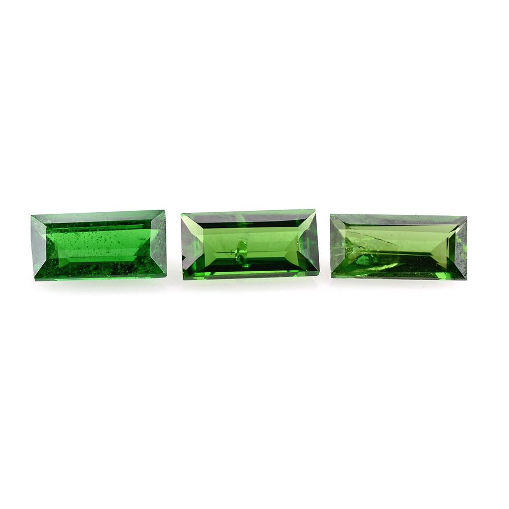 TSAVORITE CUT BAGUETTE (AAA/HI) 5X2.50MM 0.25 Cts.