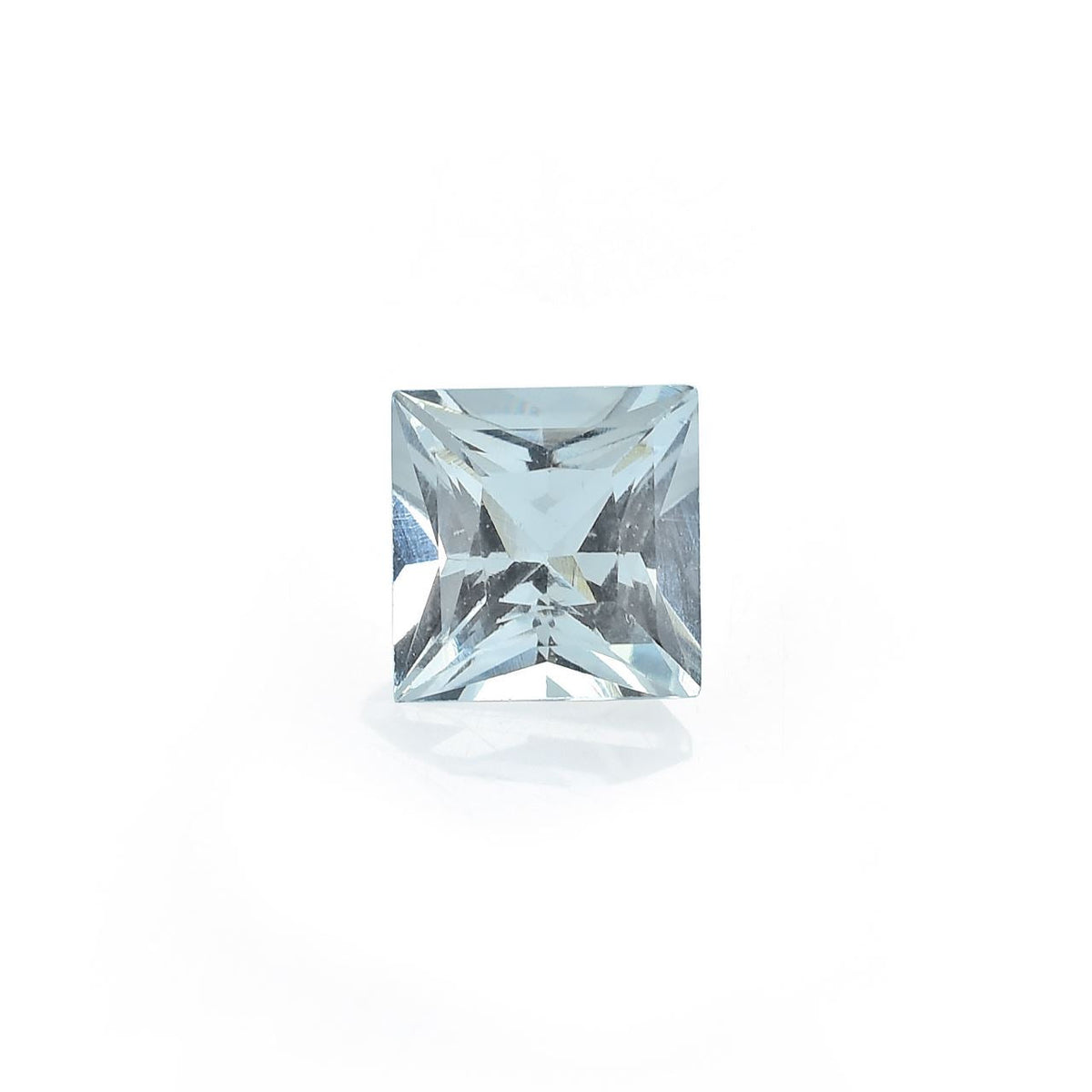 WHITE AQUAMARINE PRINCESS CUT SQUARE (C/CLEAN) 6.00X6.00MM 0.96 Cts.